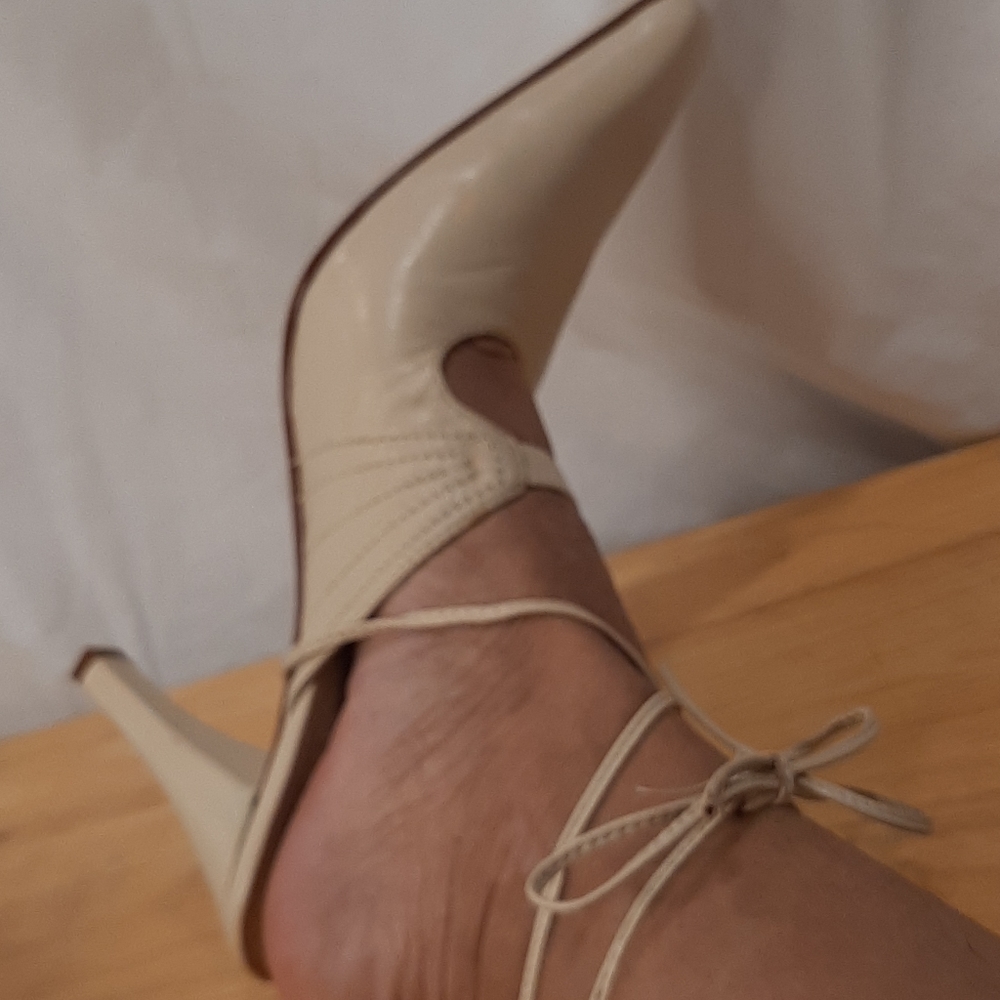 J.Ferrari Shoes - Picture 2 of 5